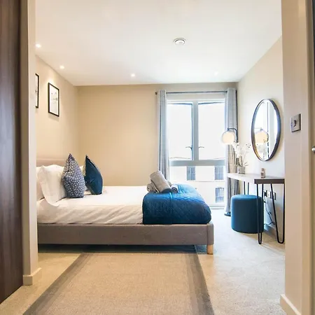 Entire 1 Bed - Number 39 - The Cosy Collection Ltd