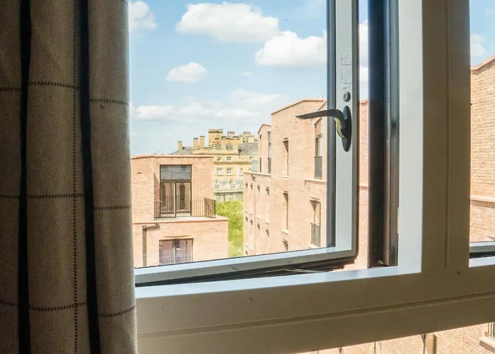 Entire 1 Bed - Number 39 - The Cosy Collection Ltd