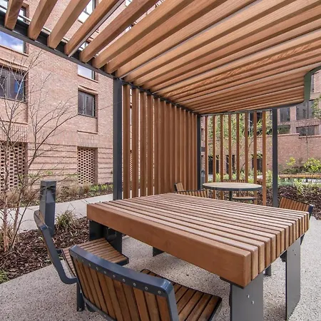 Entire 1 Bed - Number 39 - The Cosy Collection Ltd Апартаменты *